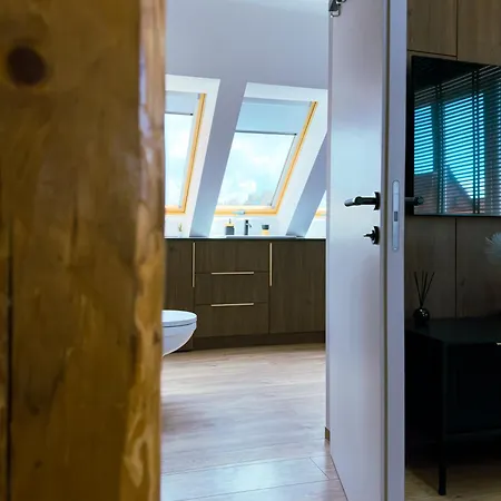 Oasis Next To A Park 클라이페다