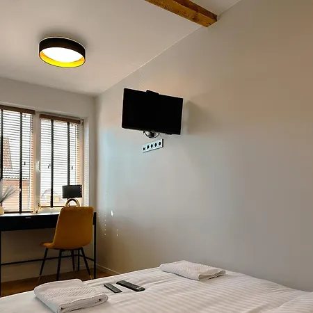 아파트 Oasis Next To A Park *