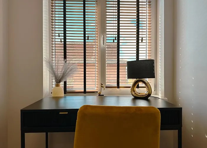 Oasis Next To A Park דירה *